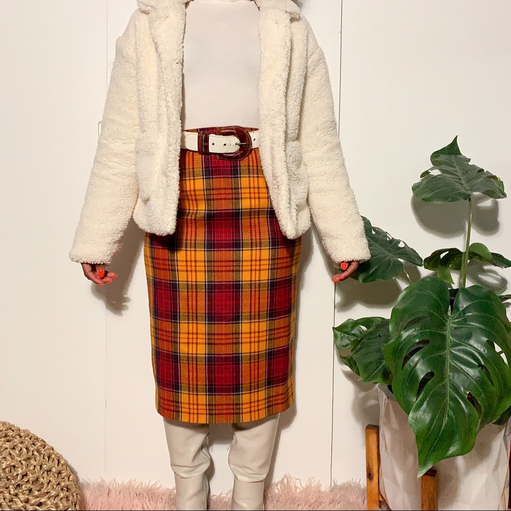 NEW Vintage Louis Feraid plaid Multi Color SKIRT.